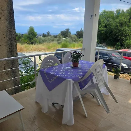 With Large Garden And Balcony In Touch With Nature