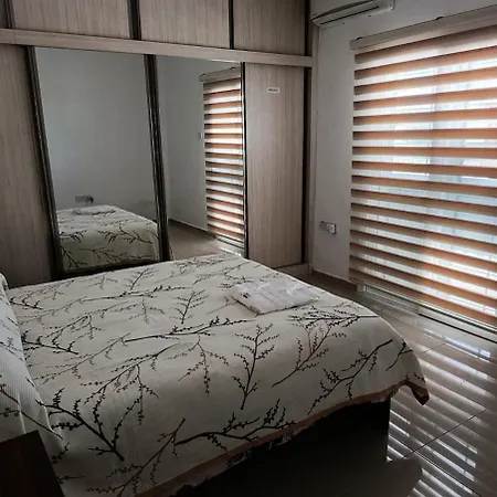 With Large Garden And Balcony In Touch With Nature Apartment Agios Dhometios