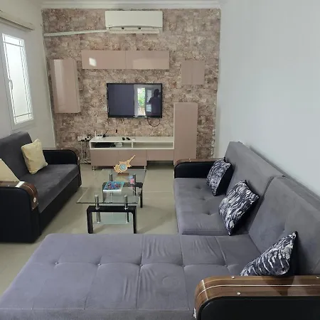 Apartment With Large Garden And Balcony In Touch With Nature *